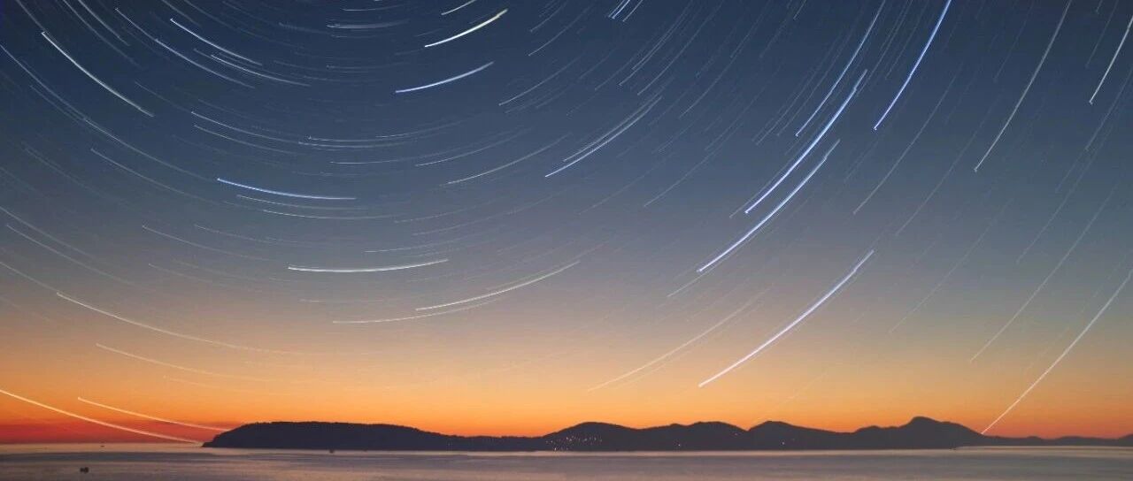 ​DeepSeek告诉你，如何经营好你的35-55岁，「洞见」发文获10万+ | 原创日榜