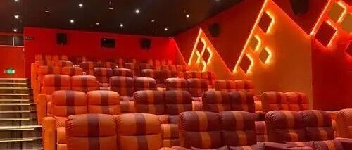 迟到的春节最高分，「3号厅检票员工」发文获10万+ | 原创日榜