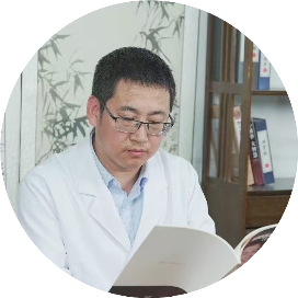 公众号美体排行榜第2名老刘说养身,新榜指数825.2,总阅读数7.7w,头条8940,平均38711,最高68482,总点赞数203,总在看数43